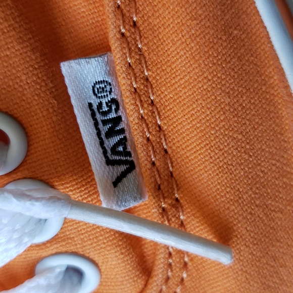 Van's shoes - Picture 2 of 11